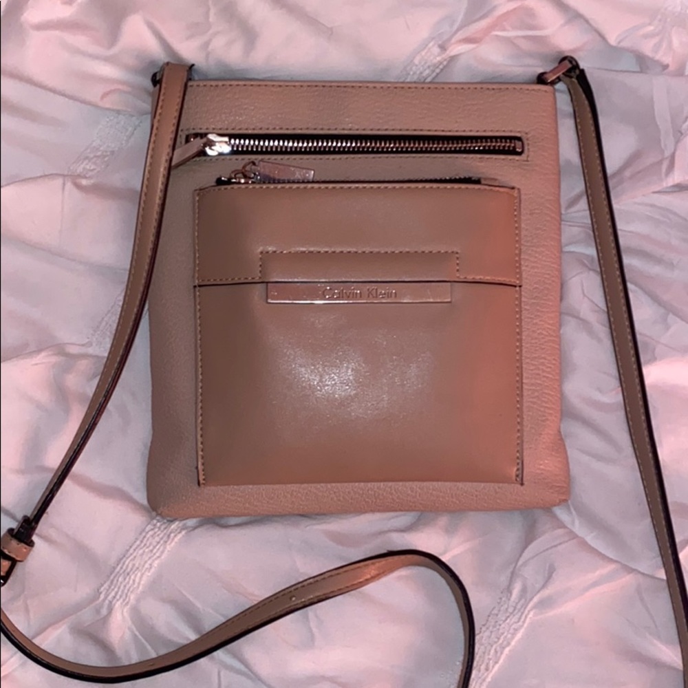 Calvin Klein cross body handbag